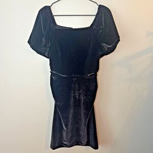 The LOFT Black Velour Ruched Dress Square Neck Puff Sleeve Womens Size 6 Petite